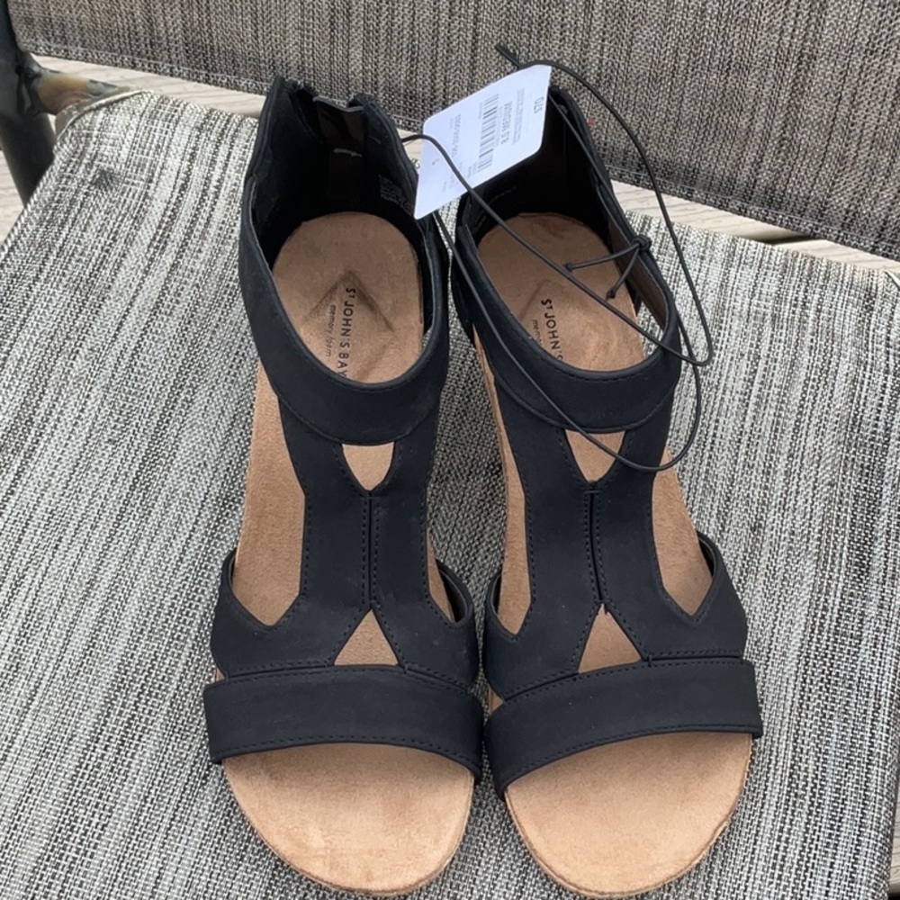 Black Women's Sandals